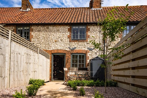 No. 33 Cottage 3, Thornham, Norfolk