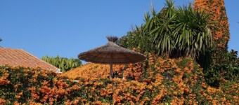 Extremely Popular Villa With Large Private Garden, Pool and Parking. Great View