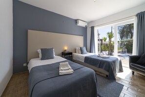 3 bedrooms, iron/ironing board, free WiFi - Villa Dolce Vita is a pretty single story villa with swimming pool (Albufeira)