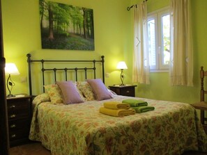 2 Schlafzimmer, Bügeleisen/Bügelbrett, Reisekinderbett, kostenloses WLAN