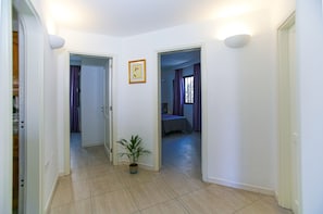 2 Schlafzimmer, Bügeleisen/Bügelbrett, kostenloses WLAN