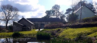 Cosy Barn In lovely quiet corner of Bannau Brychieniog (Brecon Beacons)