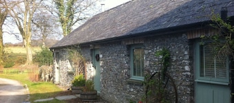 Cosy Barn In lovely quiet location In The Brecon Beacons