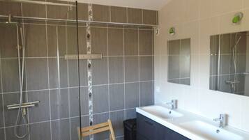 Ensemble douche/baignoire