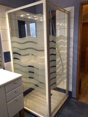 Badewanne, Haartrockner