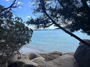Playa en los alrededores