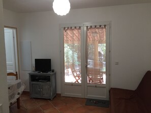 Fernseher, DVD-Player