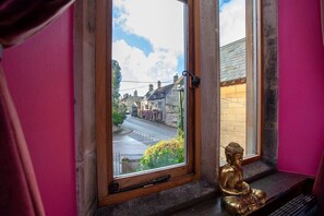 Interior - Stunning, Large Chapel, Nr Bath (EC) (Box)