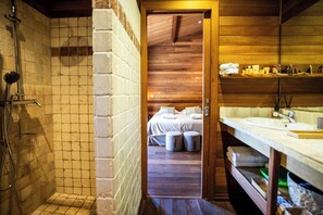 Shower, eco-friendly toiletries, hair dryer, towels