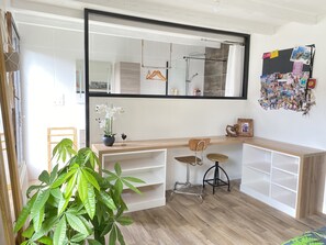 Interior - Chic industrial-style house with spacious living areas 120m² hab. (Saint-Cyprien)