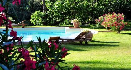 Le Fate. rent our e bike to visit all Umbria and enjoy our fantastic pool