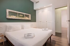 4 bedrooms, in-room safe, iron/ironing board, travel cot