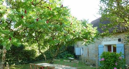 Nice typical house in french counrtyside, ideal for resting holidays in family!