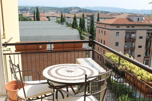 King Lear - Your Terrace in Verona - Amazing Terrace with a panoramic view
