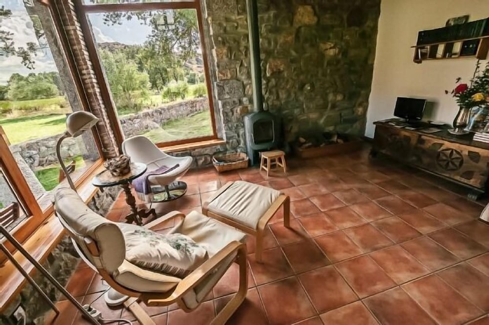 Rural house (full rental) El Refugio de la Lecheria.