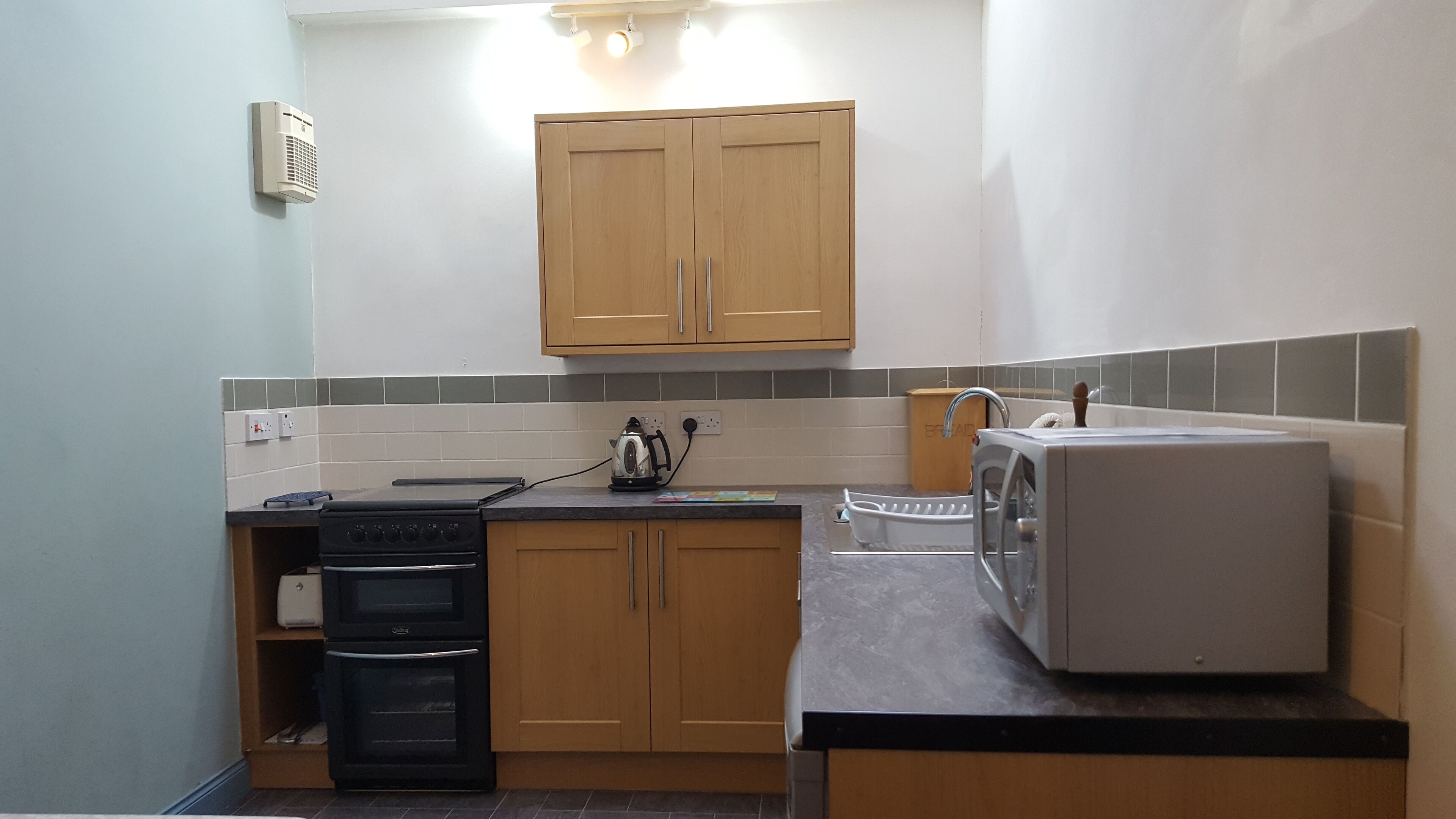 Bright and spacious holiday apartment in Tideswell with free Wifi