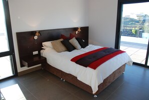 4 bedrooms, iron/ironing board, travel cot, free WiFi