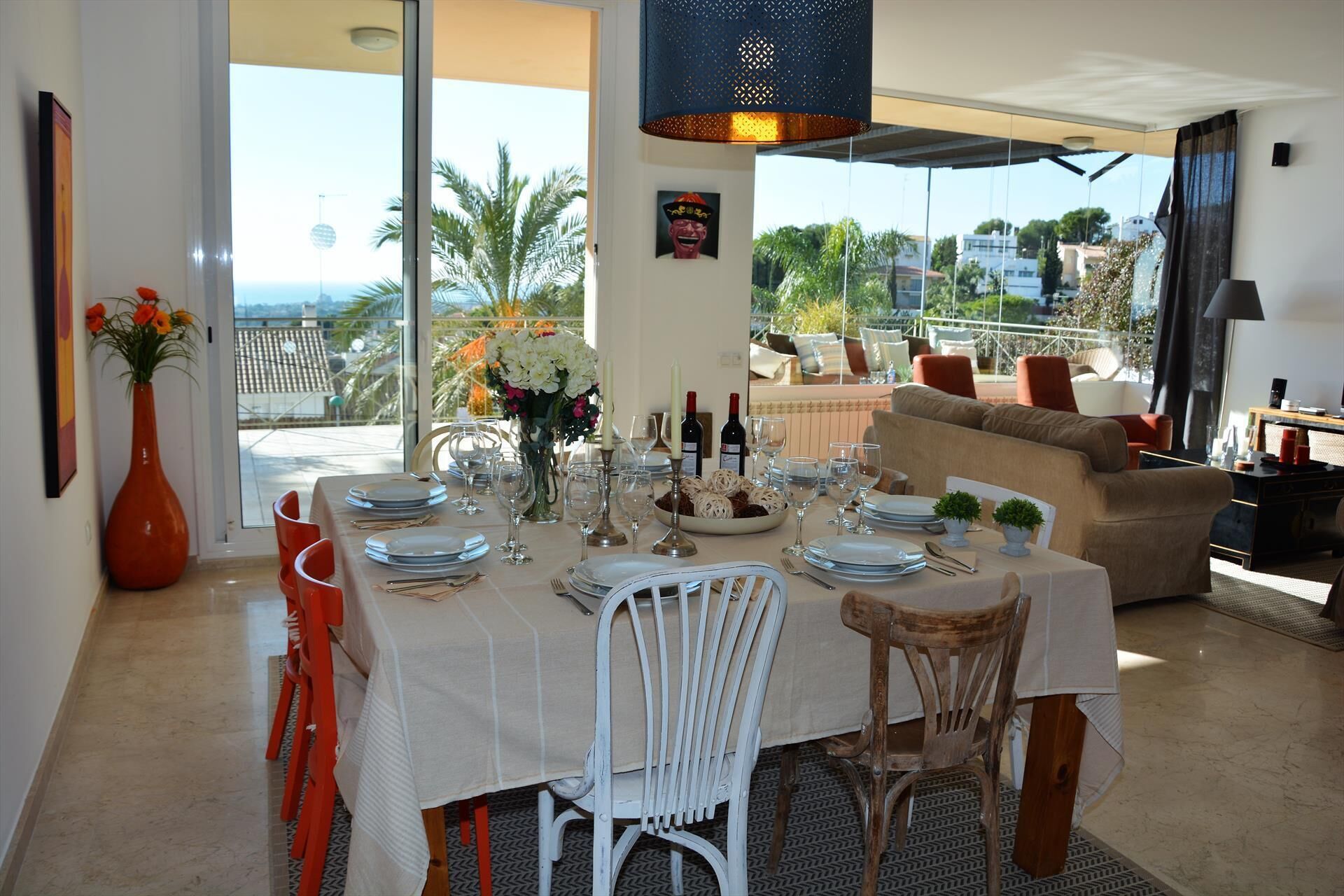Villa Sitges Loto. 15 min from Playas walking. High standing. Very comfortable.