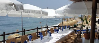 Very spacious family villa with large private heated pool & beautiful sea views