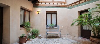 Céntrico impresionante apartamento con patio privado