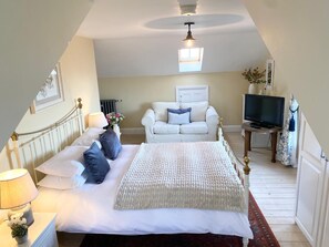 2 habitaciones, tabla de planchar con plancha y wifi gratis 