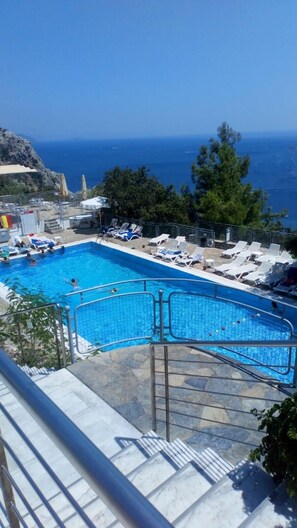 Innenpool, Außenpool