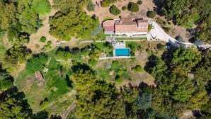 An aerial view of a property with a swimming pool, a patio area, and a large garden. - Luxury villa near Saint Tropez, Swimming Pool, Big Garden Super sea view, 220m2 (Cavalaire-Sur-Mer)