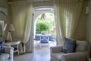 تلفزيون، كُتُب