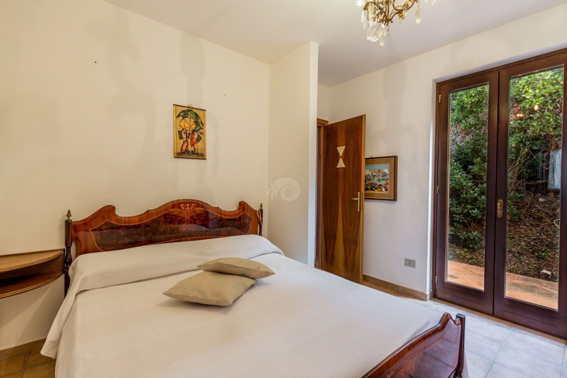 2 Schlafzimmer, Reisekinderbett, kostenloses WLAN