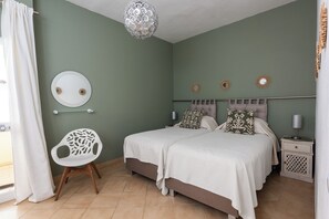 2 bedrooms, iron/ironing board, travel crib, free WiFi