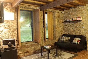 Interior - Rustic and cozy house in the village of Sabugueiro - Serra da Estrela (Sabugueiro-Seia)