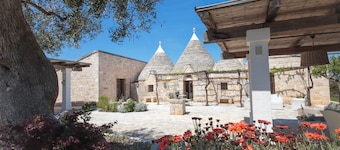 TD Trulli di Montaltino with Stunning Huge Pool