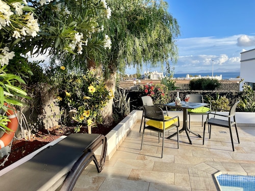 Tilava Villa yksityisten, Sunny Garden, merinäköala ja Exclusive allas + poreallas