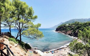 Sun-loungers, beach towels - **PREMIUM PROPERTY** Beautiful finca with spectacular views and HEATED POOL (In Esporles)