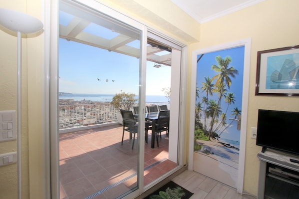 Interior - ROOF VILLA above the roofs of Nice facing the sea 100 m² + 100 m² terraces (Nice)