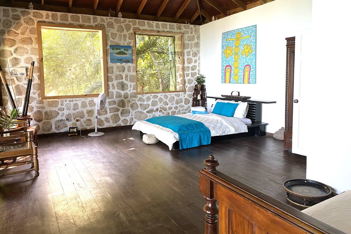Studio Deluxe (Cambodge)