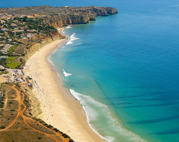 On the beach - Luxury villa with private infinity pool and magnificient sea views (Lagos)