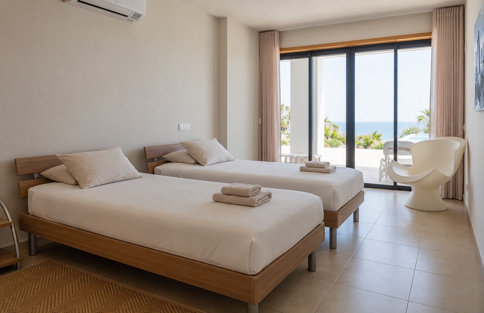 3 bedrooms, in-room safe, iron/ironing board, free WiFi