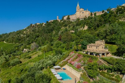 Villa Torre with heated pool and sea view near Ripatransone, in the Rosso Piceno wine territory