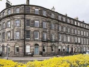 Terrace/patio - 1 Bellevue Terrace - sleeps 4 guests  in 2 bedrooms (Edinburgh)