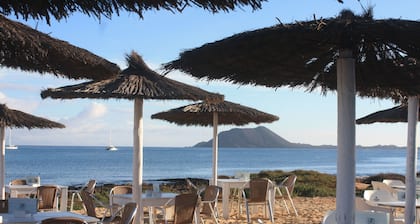 Schöne Villa am Strand. PrivatePool, atemberaubender Meer- und Inselblick