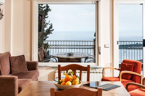 Residence Schuler - Appartement 'D' avec vue mer et Etna