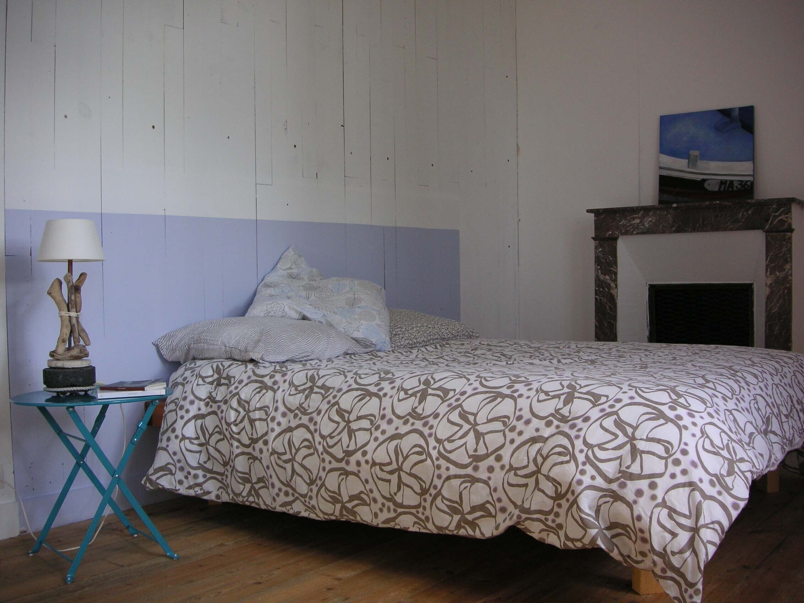 Old mansion in the Mont Saint Michel bay