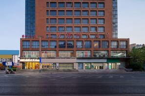 Unclassified image, 2 of 69, button - Huifeng Xiangxing Hotel (Liuzhou)