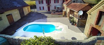 Maison Lajus, a restored Farmhouse With Private Pool