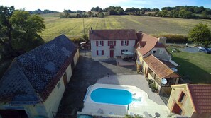Exterior - Maison Lajus, a restored Farmhouse With Private Pool (Luc-Armau)