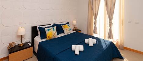 1 chambre, coffres-forts dans les chambres, fer et planche Ă  repasser