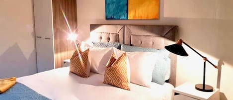 2 bedrooms, iron/ironing board, WiFi, bed sheets