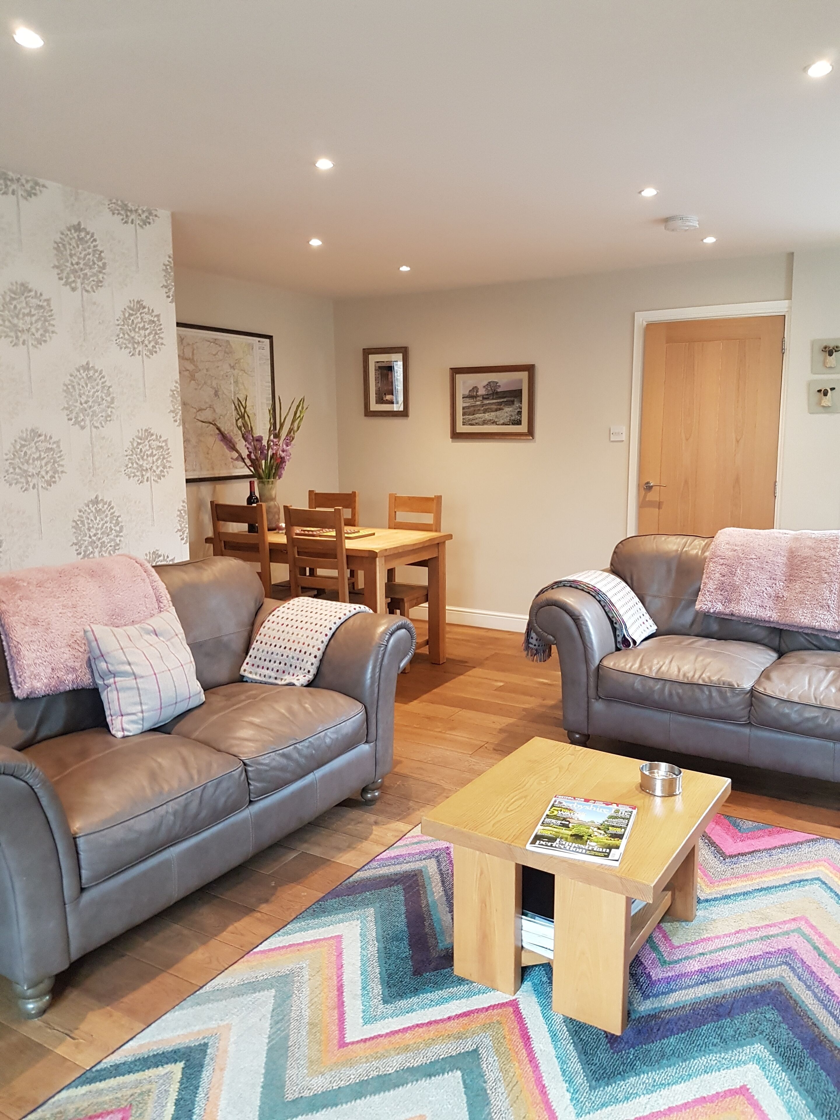 2 Bedroom Cottage In The Heart Of The Peak District, 2.5 Miles From Bakewell