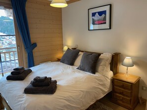 2 bedrooms, free WiFi, bed sheets